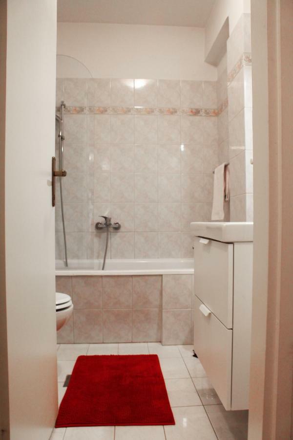 Apartmán Sunny Corner In City Center With Free Parking Pula Exteriér fotografie
