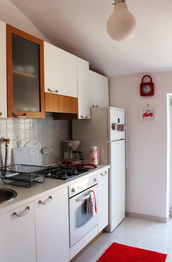 Apartmán Sunny Corner In City Center With Free Parking Pula Exteriér fotografie
